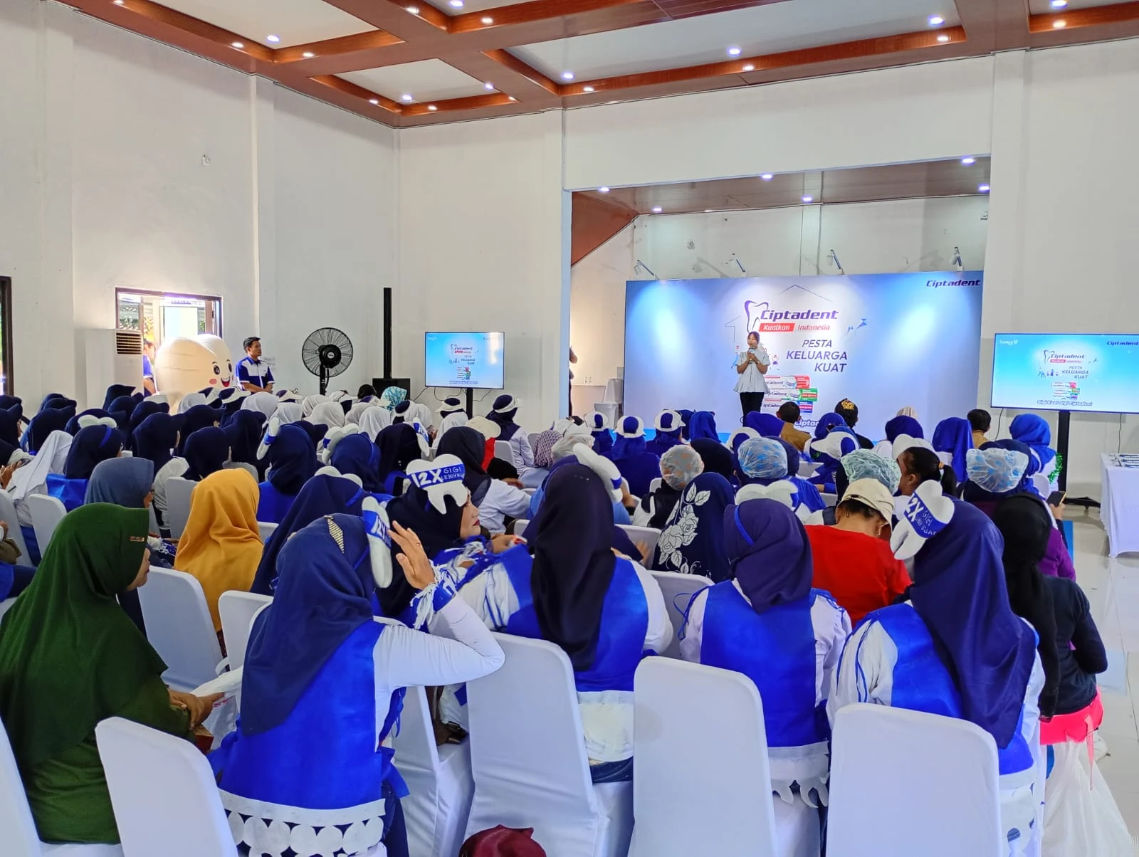 Lomba Senam "Pesta Keluarga Kuat" Meriahkan RW 15 Galunggung Asih