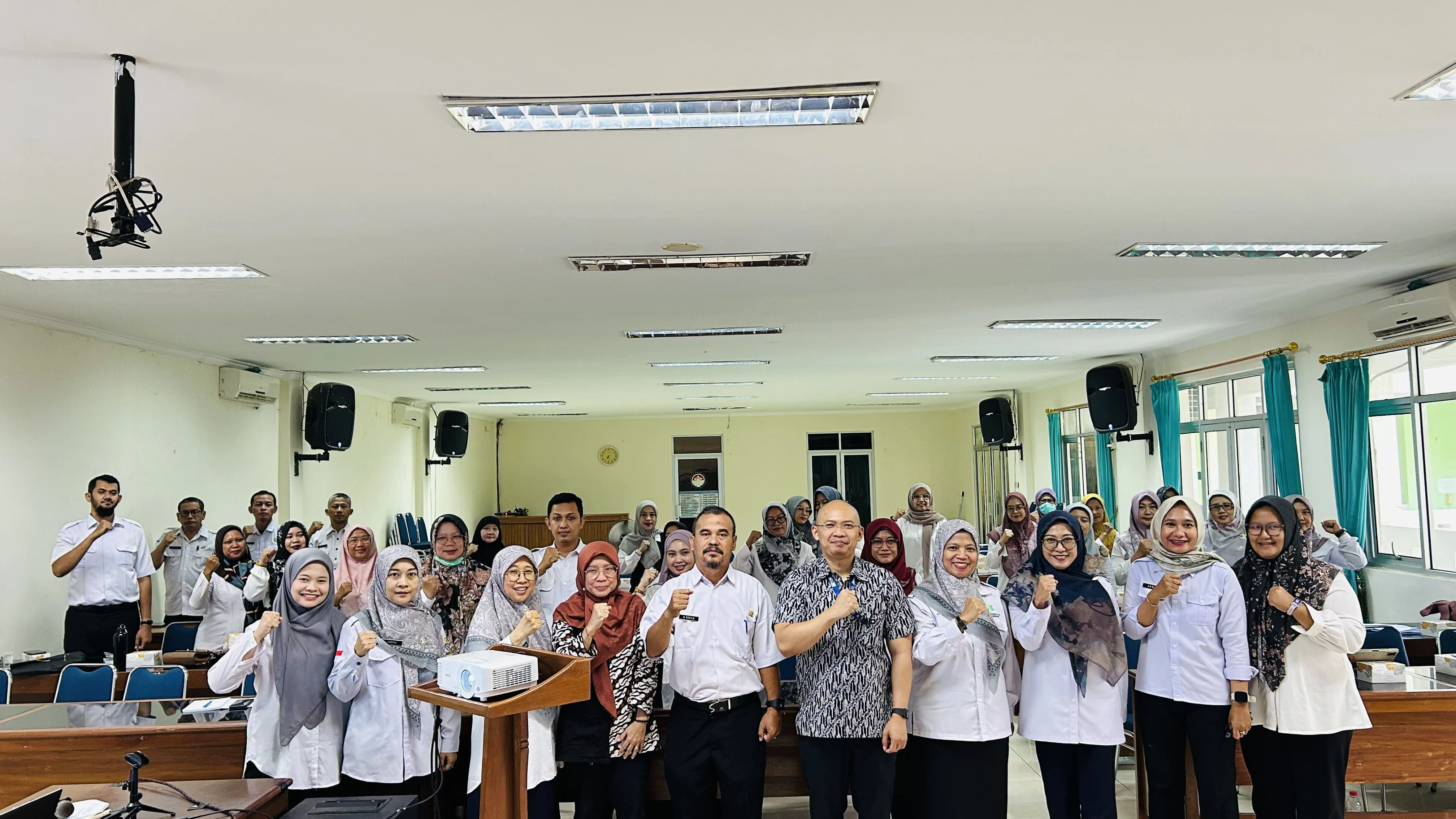 Kolaborasi TP UKS/M : Inisiasi Dinas Kesehatan Kota Cirebon Bersama Tim Pembina Usaha Kesehatan Sekolah/Madrasah dalam Meningkatkan Capaian Cek Kesehatan Gratis (CKG) Anak Sekolah Tahun 2026